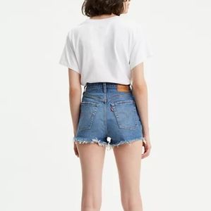 Levi's Ribcage shorts